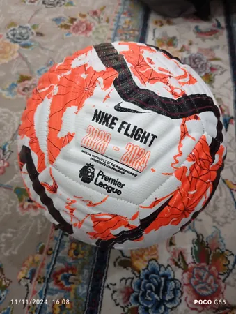 توپ فوتبال مدل پریمیر لیگ 2024