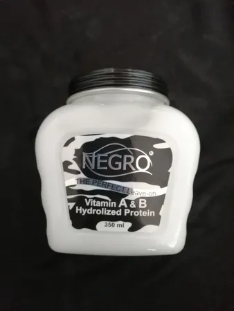 کرم ترمیم کننده مو نگرو مدل strong حجم 350 میلی لیتر