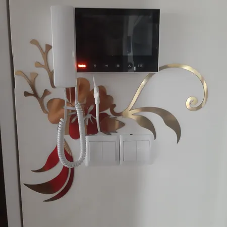 آینه آتریکس مدل گل برگ MD04