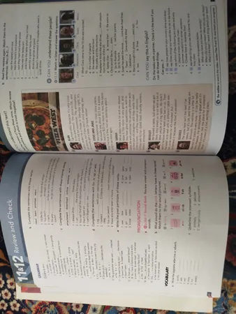 کتاب American English File 1 Third Edition اثر جمعی از نویسندگان انتشارات الوند پویان