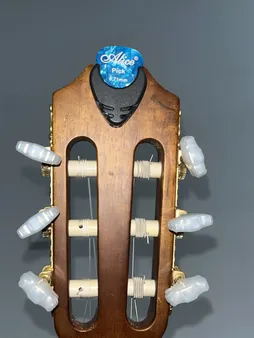 نگهدارنده پیک گیتار مدل VC40