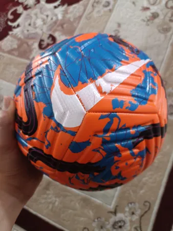 توپ فوتبال مدل پریمیر لیگ 2024