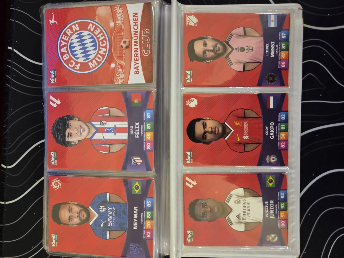 آلبوم کارت فوتبال کیمدی مدل 2025 کد 002