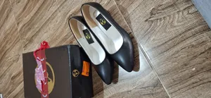 تجریه خرید کفش پاشنه‌دار زنانه سیی 1966 مدل کلارا کد 1793.2