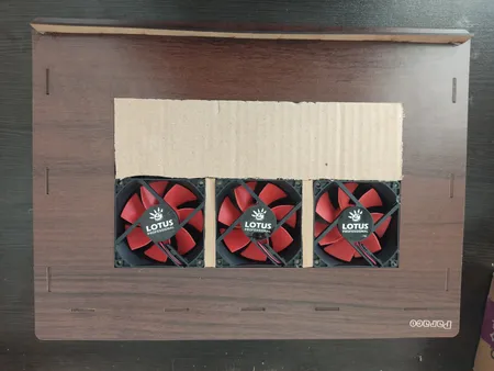 پایه نگهدارنده لپ تاپ مدل پاراکو کد 001