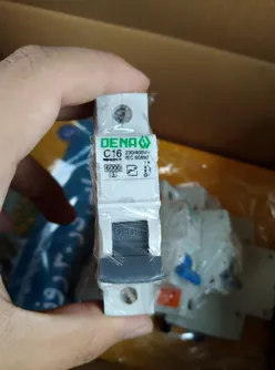 فیوز مینیاتوری تک فاز 16 آمپر دنا الکتریک ایرانیان مدل C16-6KA