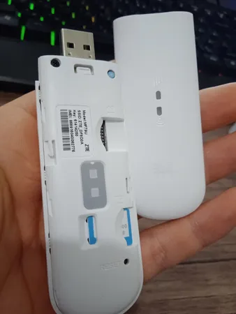 مودم LTE USB زد تی ای مدل MF79U