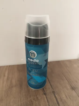اسپری خوشبو کننده بدن مردانه مدیا مدل Bleu De Chanel حجم 200 میلی لیتر