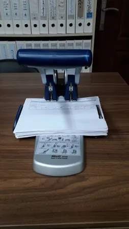 پانچ مدل کاغذ قدرتی KW-Trio 9550 با دسته اهرمی