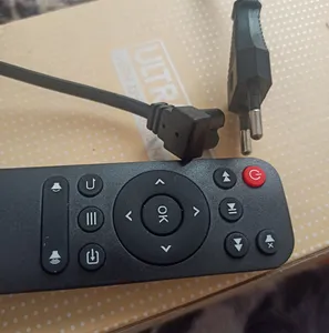 تجریه خرید ویدئو پروژکتور مدل HY-300