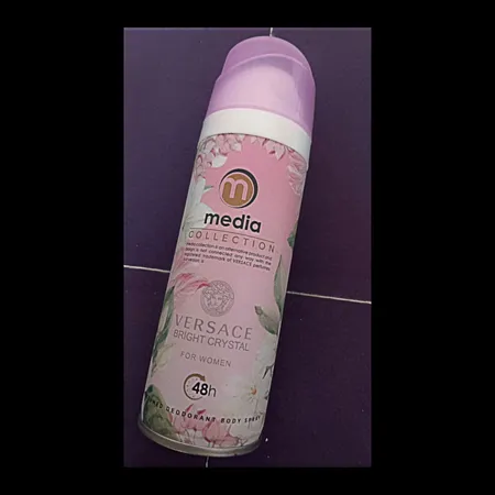 اسپری خوشبو کننده بدن زنانه مدیا مدل versace حجم 200 میلی لیتر