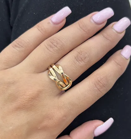 انگشتر طلا 18 عیار زنانه گالری رحمانی مدل گره 055