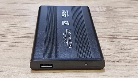 باکس تبدیل SATA به USB 3.0 مدل NM-FB فلزی 2.5 اینچی