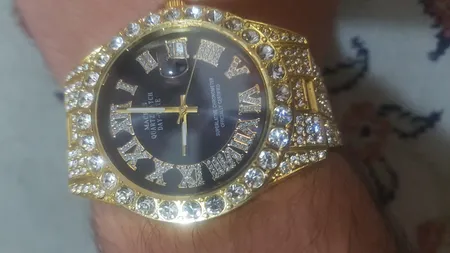 ساعت مچی عقربه‌ای مردانه کوارتز مدل فول نگین کد UNAN-TA1