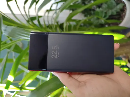 پاوربانک ریمکس مدل RPP-672 ظرفیت 20000 میلی آمپر ساعت