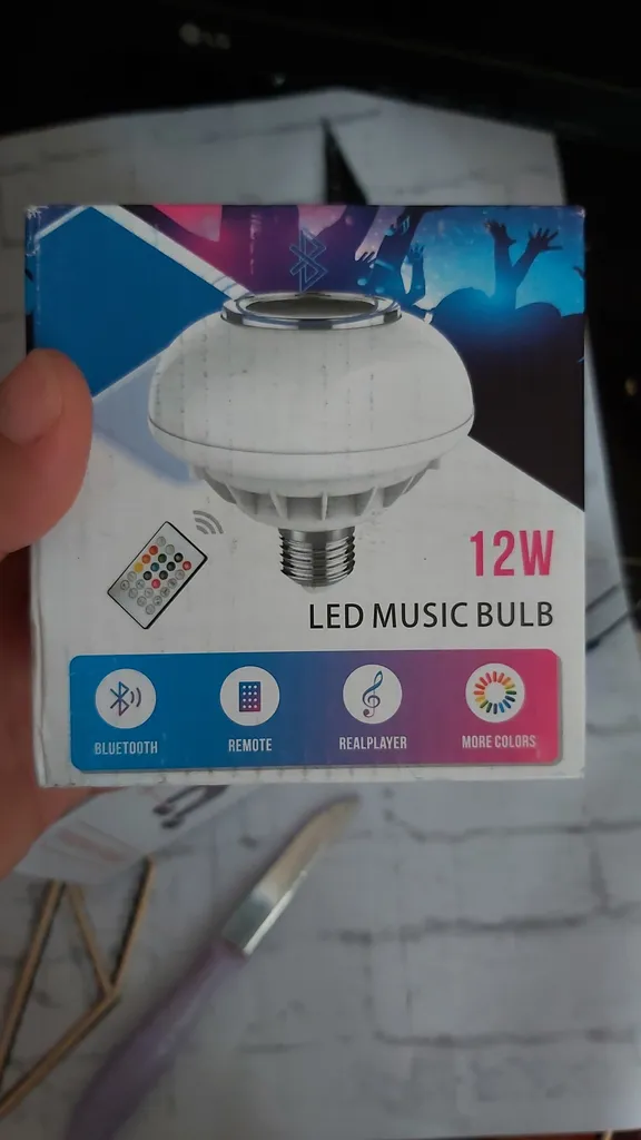 لامپ هوشمند و اسپیکر بلوتوثی مدل led music blub کد HB-61