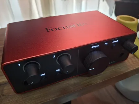 کارت صدا استودیو فوکوس رایت مدل Scarlett Solo 4th Gen