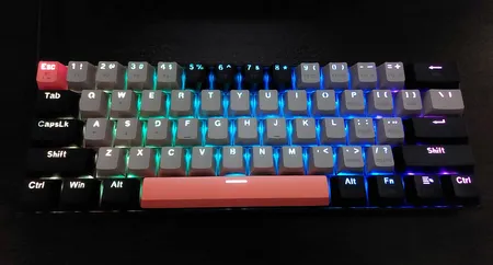 کیبورد گیمینگ ردراگون مدل Dragonic Elite K530 Pro، سوییچ مکانیکال قرمز، Tenkeyless، نورپردازی RGB