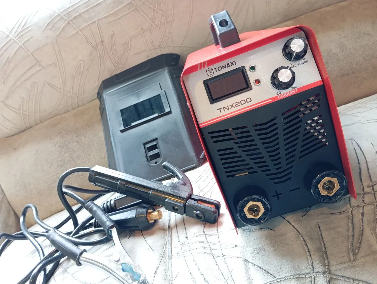 اینورتر جوشکاری 200 آمپر تناکسی مدل TNX-200