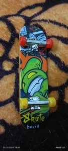 تجریه خرید اسکیت بورد انگشتی اسکیت پارک مدل حرفه ای