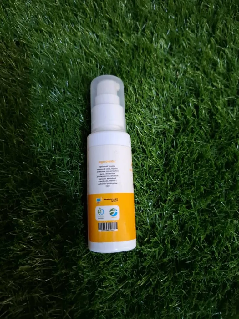 کرم ضد آفتاب بدون رنگ آرت وینا SPF 50 مدل Highly Effective ‌محافظ UVA ،UVB و PA+++، ضد حساسیت، ضد چروک و ضد پیری مناسب انواع پوست‌ حجم 50 میلی‌لیتر