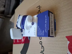 تجریه خرید کرم ژل آبرسان صورت درمالیفت مدل AQUALIFT مناسب برای پوست‌های خشک و حساس حجم 50 میلی لیتر