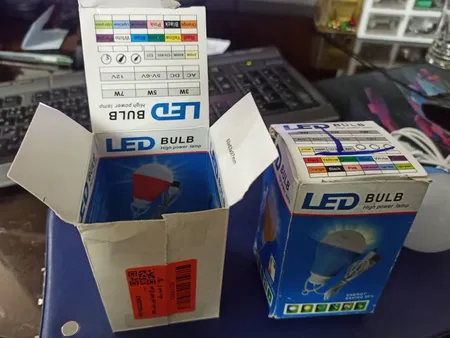 چراغ قوه آویز مدل 5W