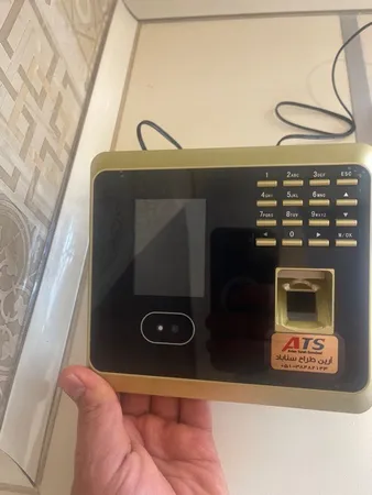 دستگاه حضور و غیاب تشخیص چهره و اثرانگشتی کارابان مدل KTA-630 Wifi