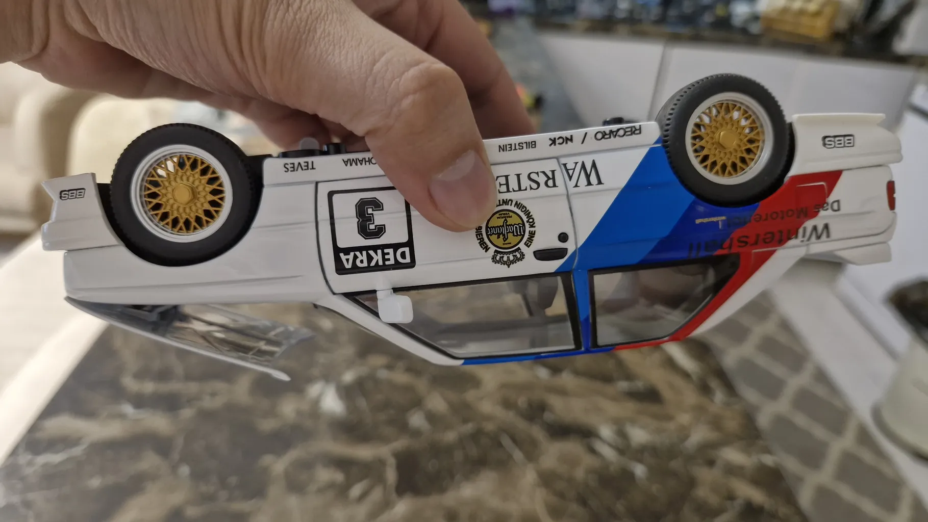 ماکت ماشین ناب سل مدل بی ام و رالی فلزی BMW E30 M3 به همراه جاسوییچی