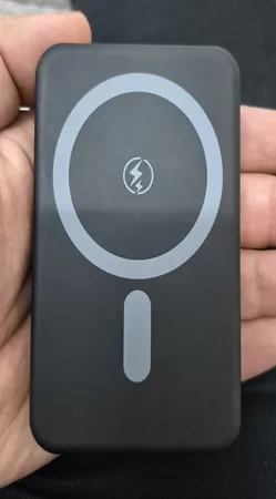 پاوربانک بی‌سیم 15 وات ایکس انرژی مدل X-814M 22.5W ظرفیت 10000 میلی آمپر ساعت