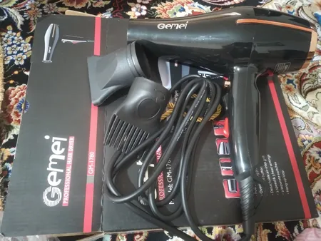 سشوار حرفه ای جیمی مدل GM-1780