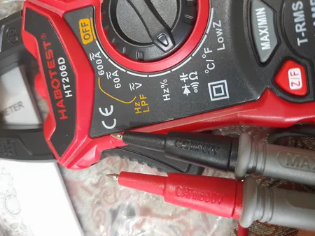 مولتی متر کلمپی هابوتست مدل HT206D