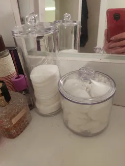 استند لوازم آرایشی مدل M