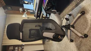 تجریه خرید صندلی اداری بتیس مدل b205m