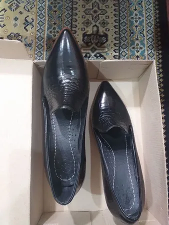 کفش زنانه مدل چرم طبیعی رنگ مشکی