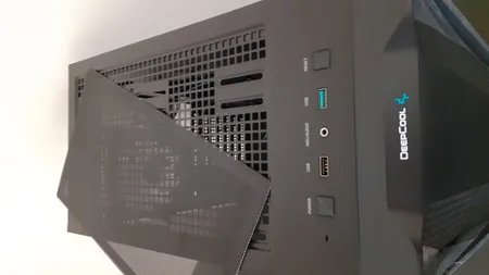 کیس کامپیوتر دیپ کول مدل CC560