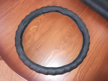 روکش فرمان مدل R4