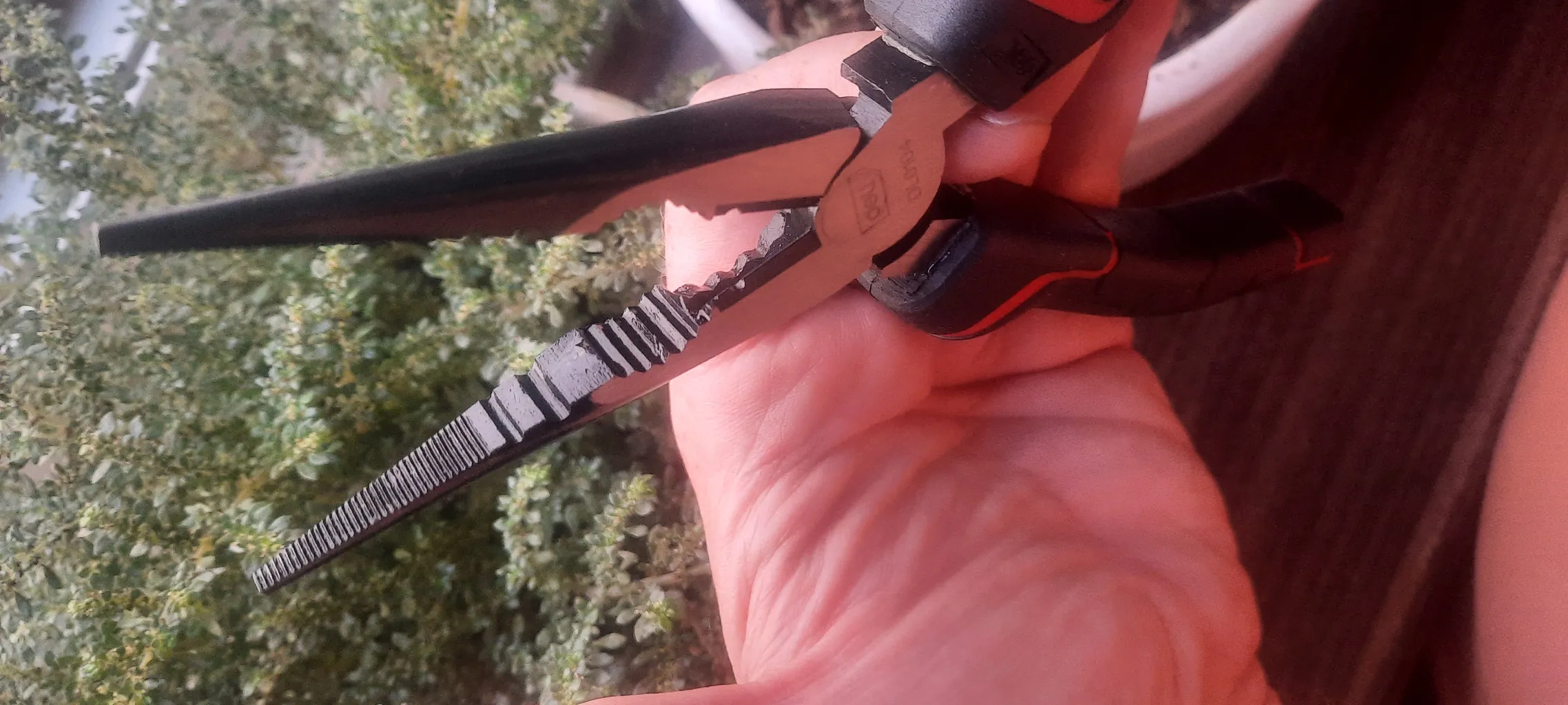 انبر دم باریک دلی مدل DL0104 سایز 8 اینچ