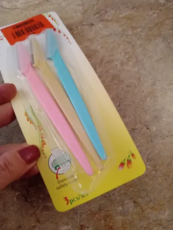 تیغ اصلاح ابرو تینکل مدل Shaper بسته 3 عددی