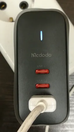 شارژر دیواری مک دودو مدل CH-0291