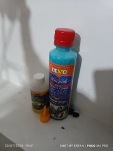 تجریه خرید مجموعه لوازم نظافت و مراقبت دوچرخه بمو مدل G2-A300 حجم 330 میلی لیتر بسته 2 عددی