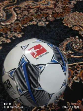 توپ فوتبال مدل Bundesliga کد b44-2022