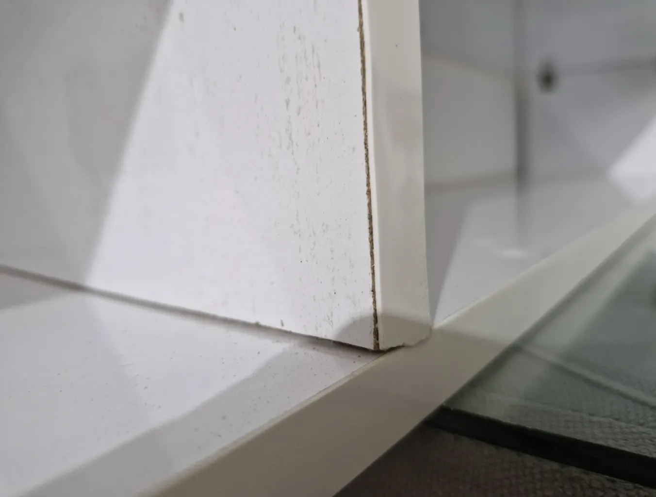 میز تلویزیون دیواری مدل DLF86L