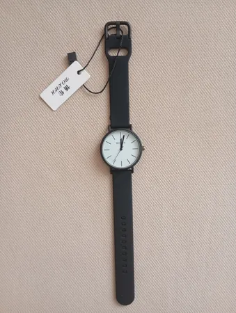 ساعت مچی عقربه ای دخترانه بولون مدل خطی S