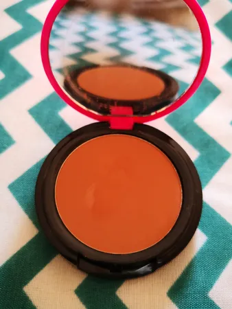 رژ گونه کالیستا مدل Color and Art شماره B03