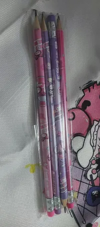 مداد مشکی یالونگ مدل سه گوش طرح کرومی اسموتی کد mn11 بسته 4 عددی