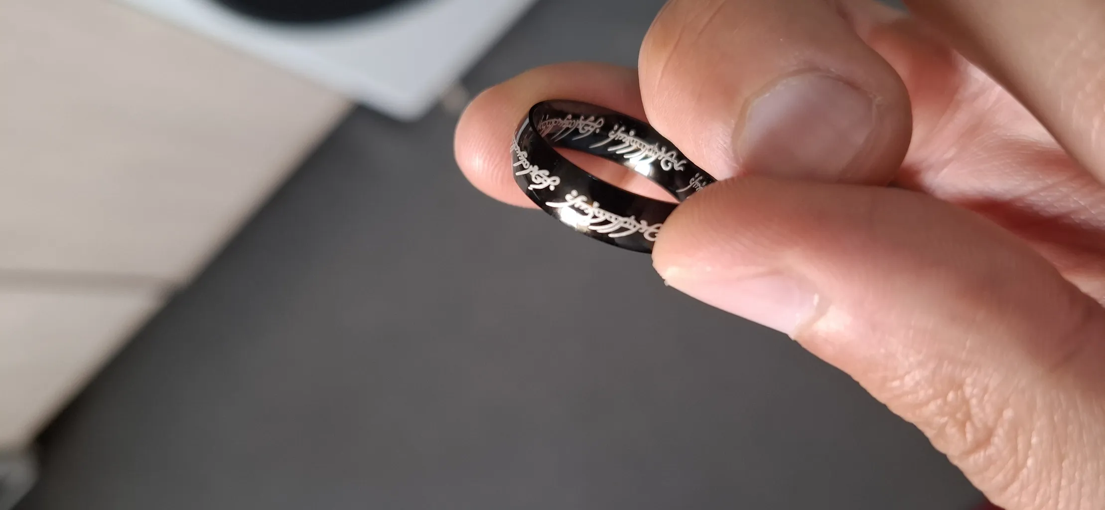 انگشتر مردانه برانت مدل ارباب حلقه ها ساده حکاکی لیزری