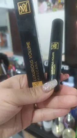 ریمل حجم دهنده مای سری Black Diamond مدل Luxurious