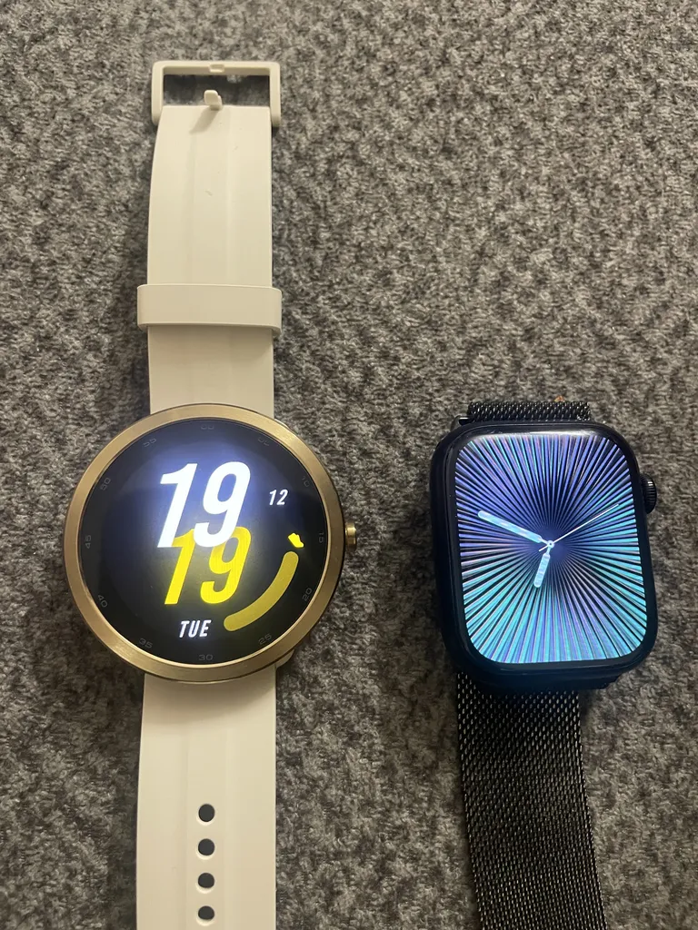 ساعت هوشمند مایمو مدل Watch R