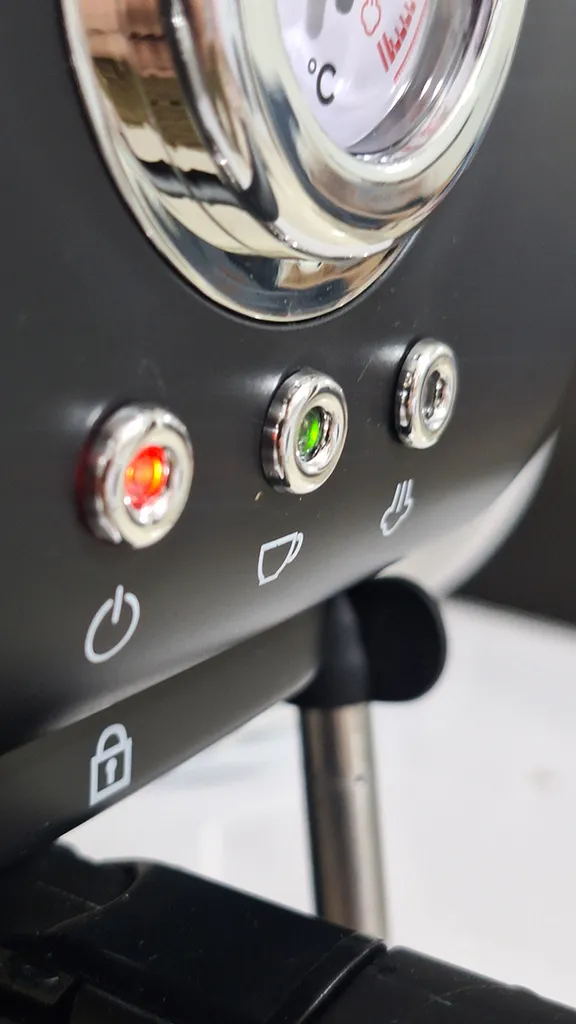 اسپرسو ساز 1.5 لیتری مباشی مدل ME-ECM2102